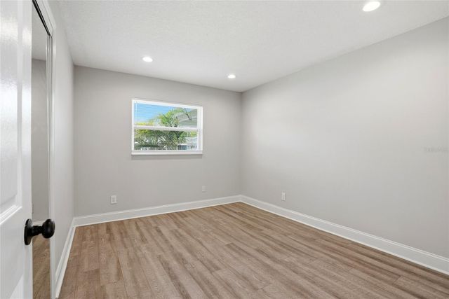 6460 33RD AVENUE N, St Petersburg, FL 33710