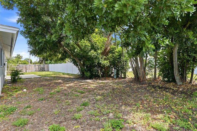 6460 33RD AVENUE N, St Petersburg, FL 33710