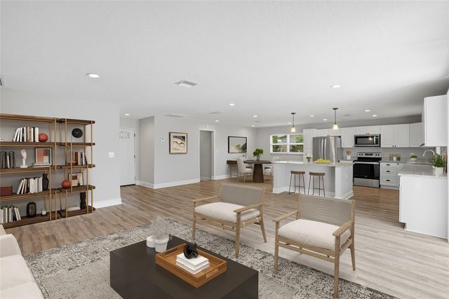 6460 33RD AVENUE N, St Petersburg, FL 33710