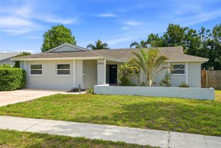 6460 33RD AVENUE N, St Petersburg, FL 33710