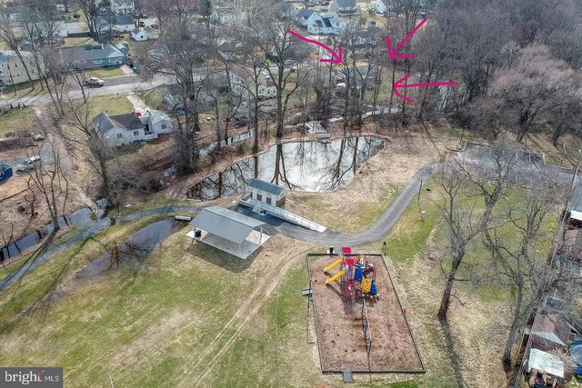 540 WESTERN AVE, Bristol, PA 19007