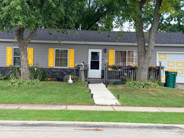 525 Laurel Avenue, Romeoville, IL 60446