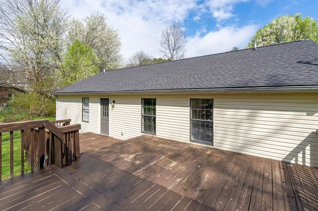 2041 Phillips St, Lewisburg, TN 37091