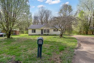 2041 Phillips St, Lewisburg, TN 37091