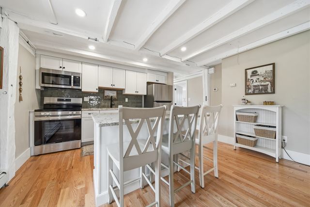 131 North Road, East Kingston, NH 03287