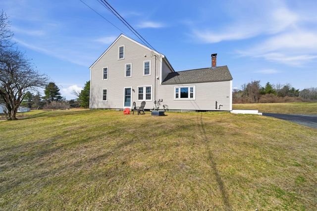 131 North Road, East Kingston, NH 03287