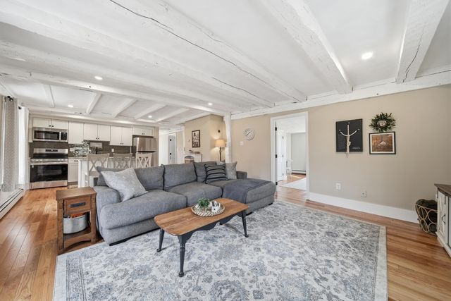 131 North Road, East Kingston, NH 03287