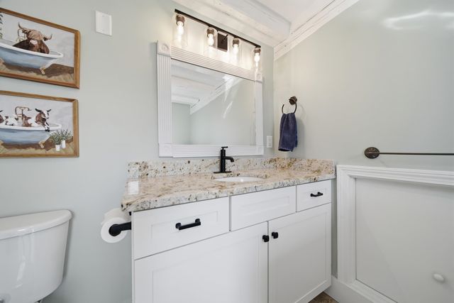 131 North Road, East Kingston, NH 03287