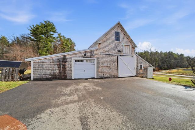 131 North Road, East Kingston, NH 03287