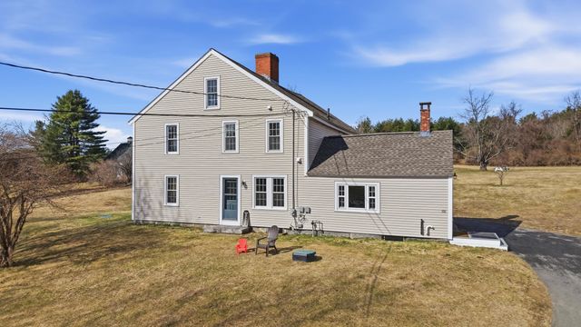131 North Road, East Kingston, NH 03287