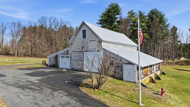 131 North Road, East Kingston, NH 03287