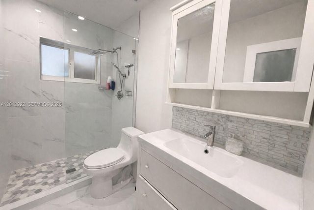 11950 SW 187th Ter, Miami, FL 33177