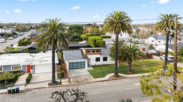 1935 Tustin, Costa Mesa, CA 92627