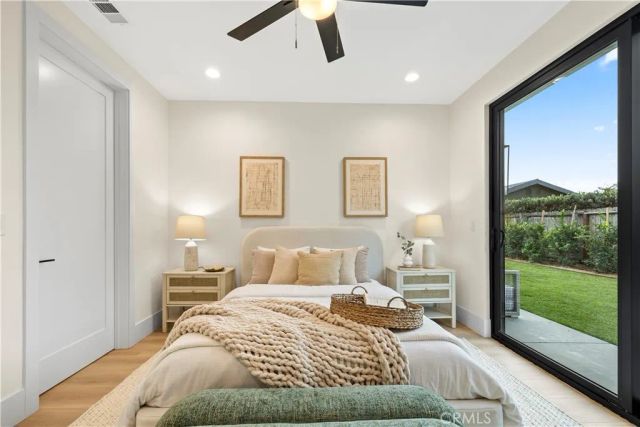 1935 Tustin, Costa Mesa, CA 92627