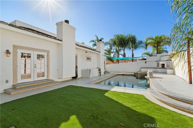 30071 White Wake Drive, Canyon Lake, CA 92587