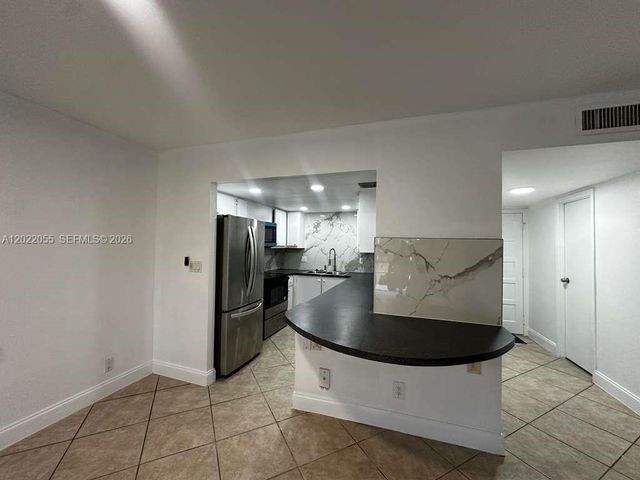 6301 N Falls Cir Dr 309, Lauderhill, FL 33319