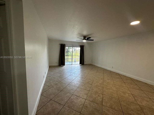 6301 N Falls Cir Dr 309, Lauderhill, FL 33319