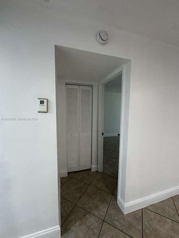 6301 N Falls Cir Dr 309, Lauderhill, FL 33319