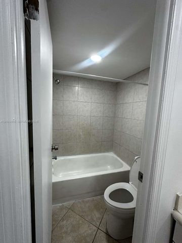 6301 N Falls Cir Dr 309, Lauderhill, FL 33319
