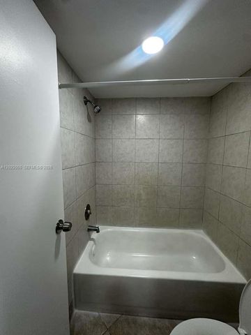 6301 N Falls Cir Dr 309, Lauderhill, FL 33319