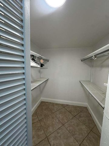 6301 N Falls Cir Dr 309, Lauderhill, FL 33319