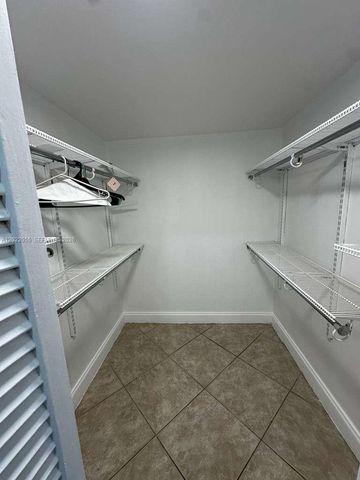 6301 N Falls Cir Dr 309, Lauderhill, FL 33319