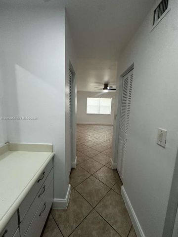 6301 N Falls Cir Dr 309, Lauderhill, FL 33319