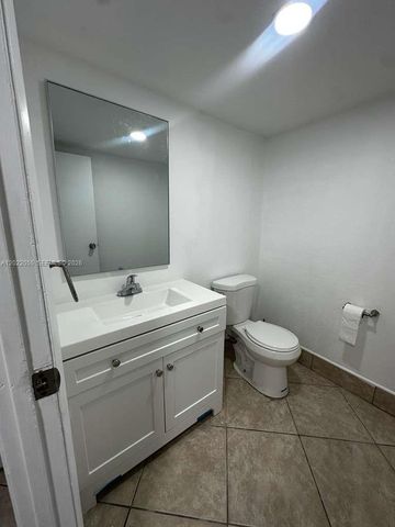 6301 N Falls Cir Dr 309, Lauderhill, FL 33319