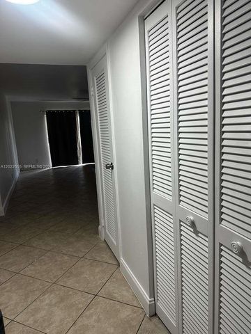 6301 N Falls Cir Dr 309, Lauderhill, FL 33319