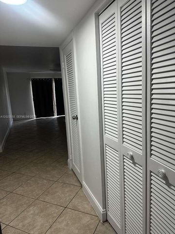 6301 N Falls Cir Dr 309, Lauderhill, FL 33319