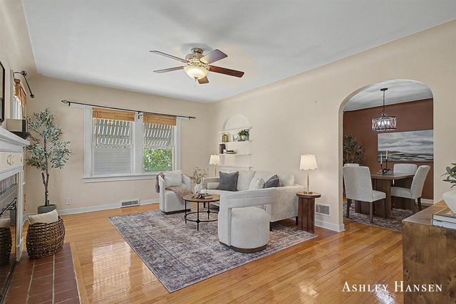 912 Joslin Street, Grand Rapids, MI 49507