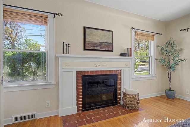 912 Joslin Street, Grand Rapids, MI 49507