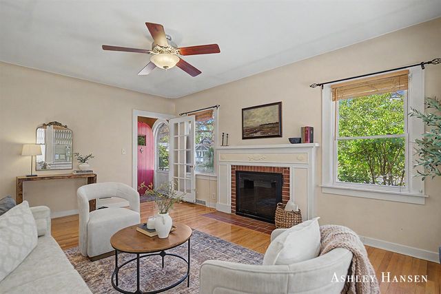 912 Joslin Street, Grand Rapids, MI 49507