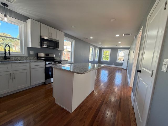 93 Ledge Street 2, Providence, RI 02904