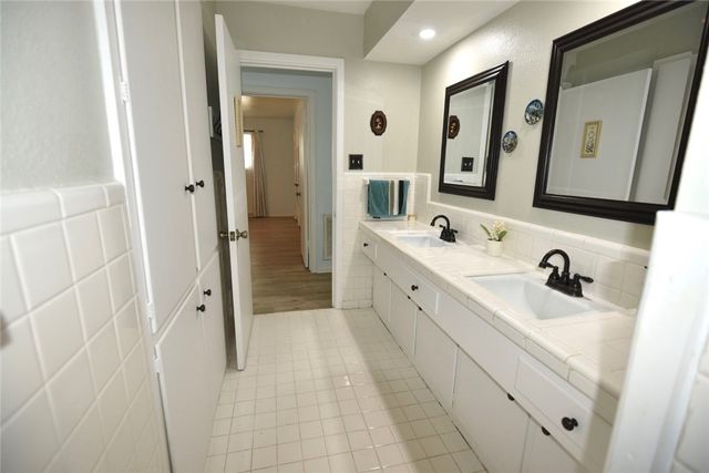 510 Ronson Dr, Corpus Christi, TX 78412