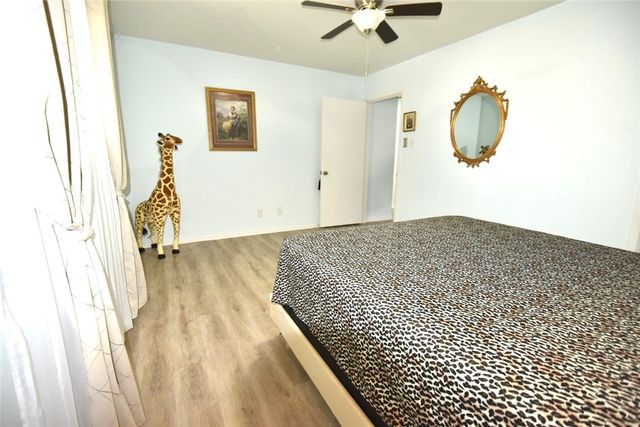 510 Ronson Dr, Corpus Christi, TX 78412