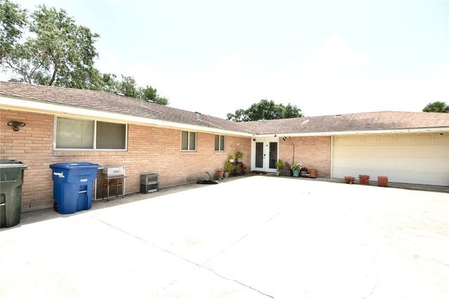 510 Ronson Dr, Corpus Christi, TX 78412