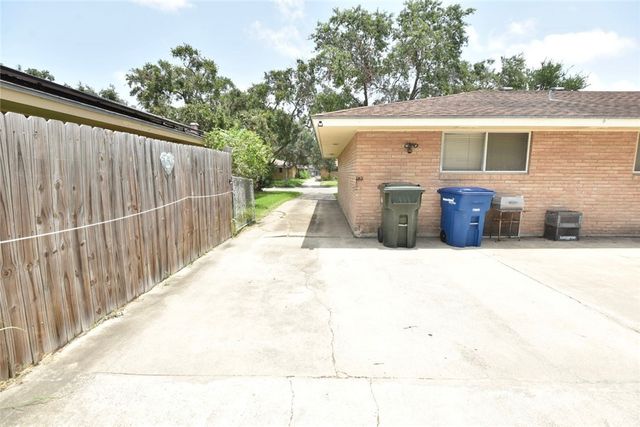 510 Ronson Dr, Corpus Christi, TX 78412