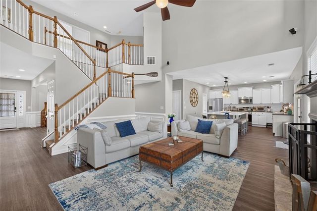 6630 Grand Magnolia Drive, Sugar Hill, GA 30518