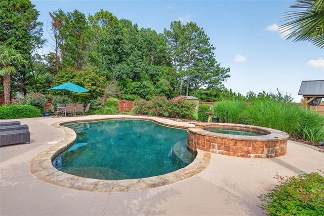 6630 Grand Magnolia Drive, Sugar Hill, GA 30518