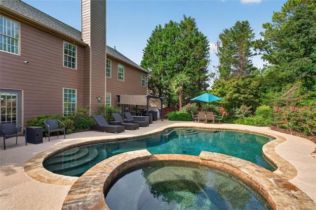 6630 Grand Magnolia Drive, Sugar Hill, GA 30518