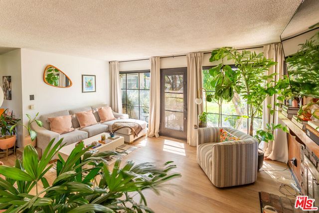 10230 56th Street, Jurupa Valley, CA 91752