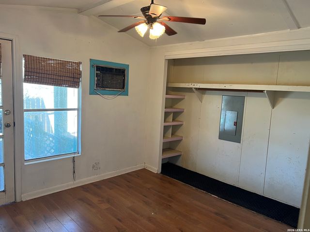 103 Eastview, Kendalia, TX 78027