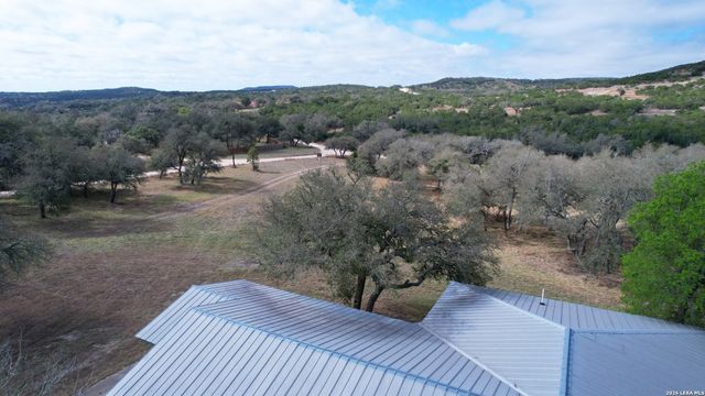 103 Eastview, Kendalia, TX 78027