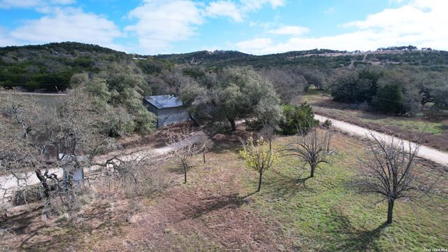 103 Eastview, Kendalia, TX 78027