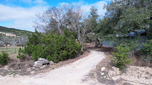 103 Eastview, Kendalia, TX 78027