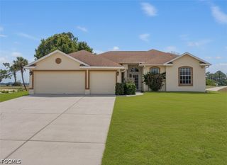 3002 Balsam CT, Labelle, FL 33935