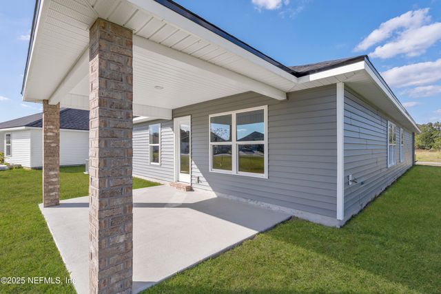 8363 HELMSLEY Boulevard, Jacksonville, FL 32219