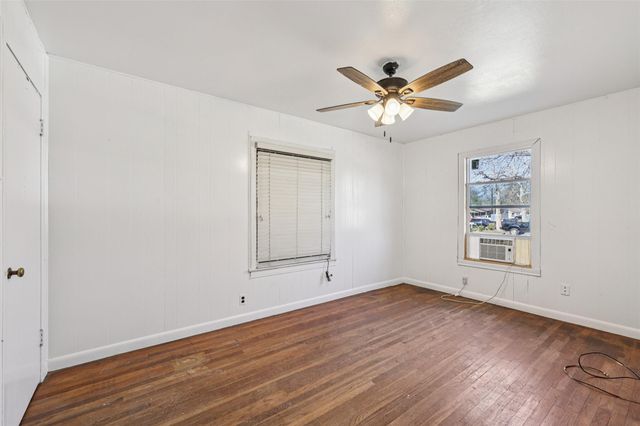 620 Barbara DR, San Marcos, TX 78666