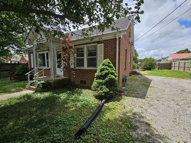 209 Dogwood St, Carthage, TN 37030